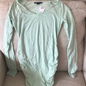 NWT Pea in the pod maternity shirt